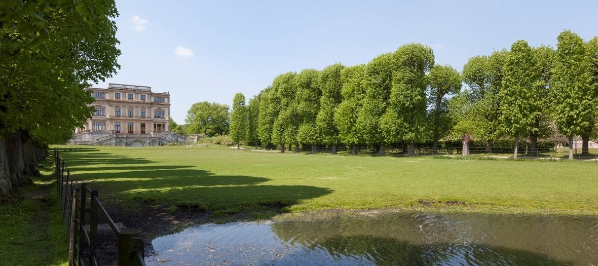 Het Monumenten Universum bestaat uit verschillende domeinen voor iedereen met interesse voor monumenten.